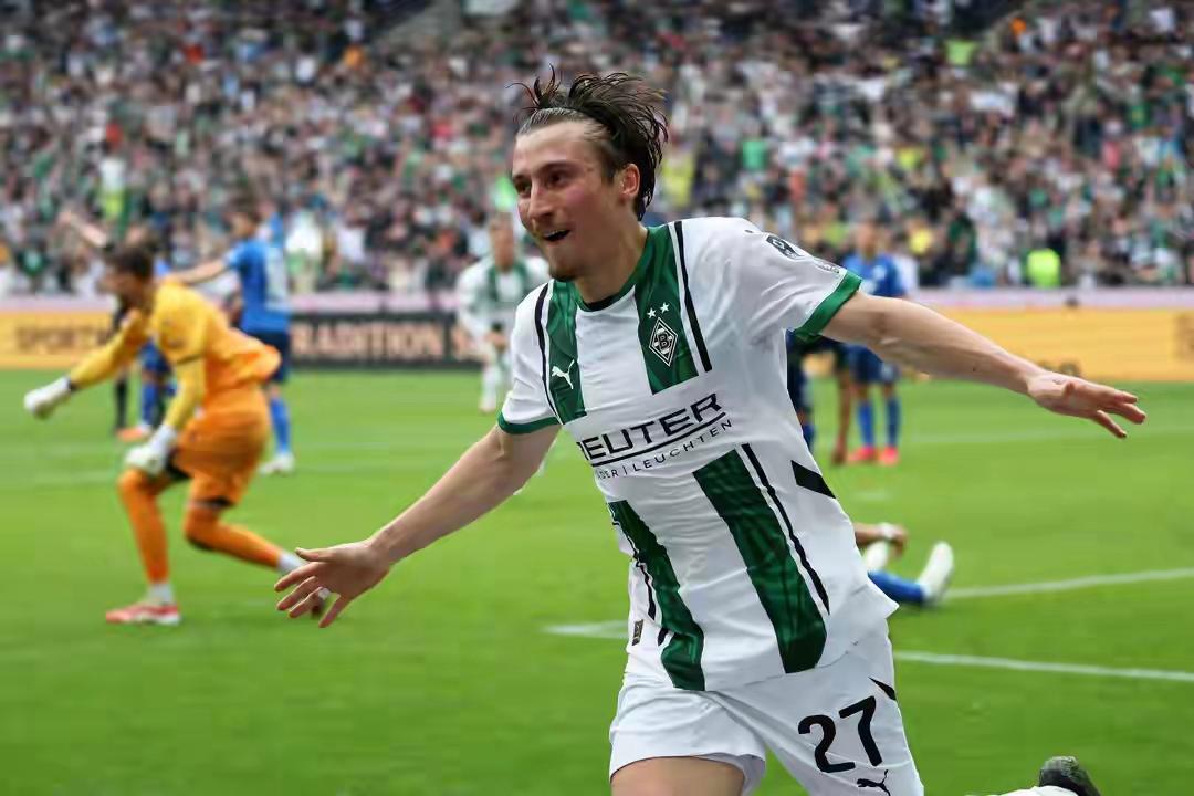 登录入口-关于冲刺阶段德甲传出新动向；拉齐奥强势反弹；管理层表态：话题不断；身体对抗强度拉满的信息